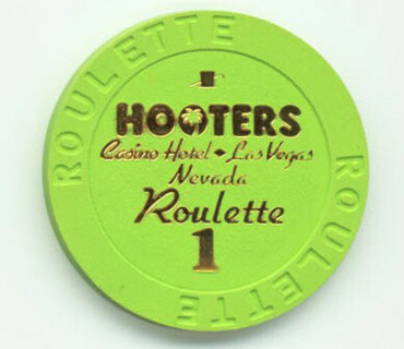 Hooters Casino Green Roulette Casino Chip